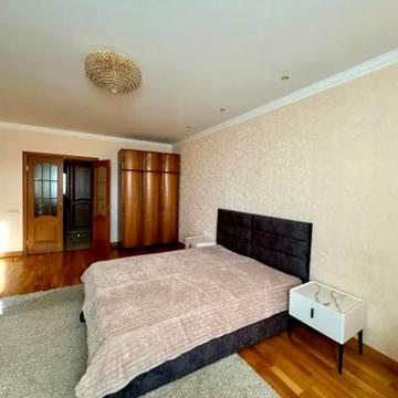 Голосіївська вул., 13-А