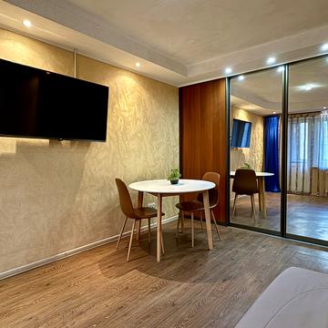 Верховної Ради бульв., 22-Б