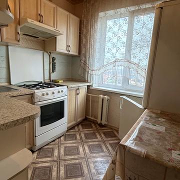 Зодчих вул., 30