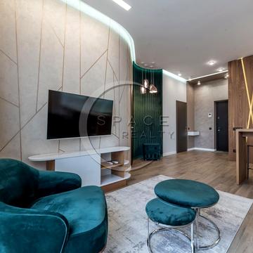 Предславинська вул., 40