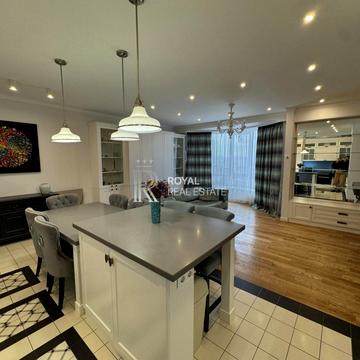 Василя Тютюнника вул. (Анрі Барбюса), 37/1