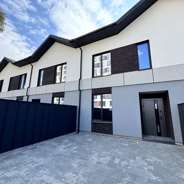 Павленка вул., 37