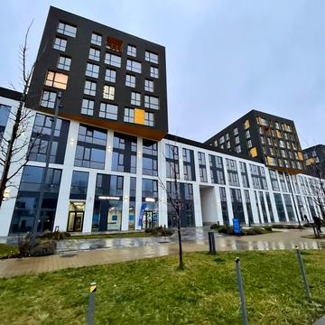 Богдана Хмельницького вул., (ЖК Вежа (будинок 2))