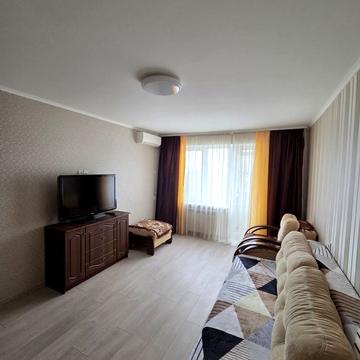 Жоліо Кюрі вул., 26