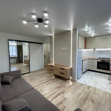 Дмитра Яворницького просп. (Карла Маркса), 2