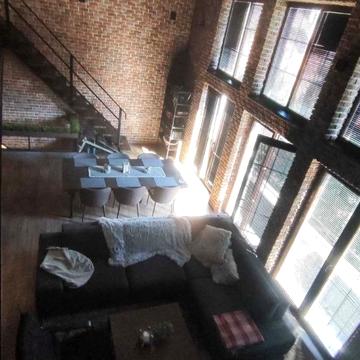 Миронівська вул., 24