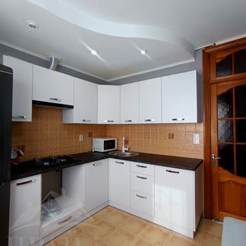 Героїв Крут вул. (Черепіна), 72