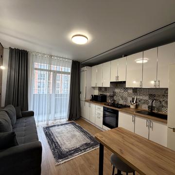 Анатолія Тегзи вул., 25