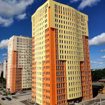 Гвардійців-Широнінців вул., 72