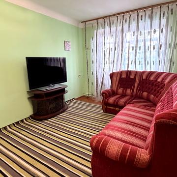 Володимира Гнатюка вул., 2/97