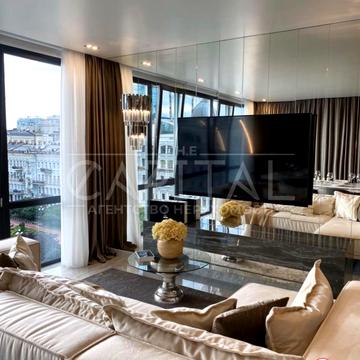 Володимирська вул., 51/53