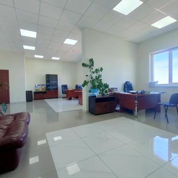 Бугаївська вул., 44