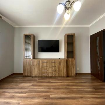 Олега Антонова вул. (Карла Маркса), 13в