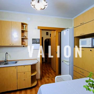 Ялтинська вул., 15