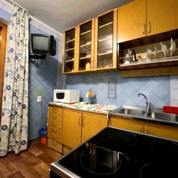 Олександра Мишуги вул., 11