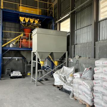 Автомобілістів, 10