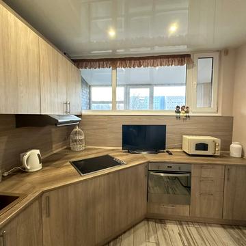 Перемоги просп., 8