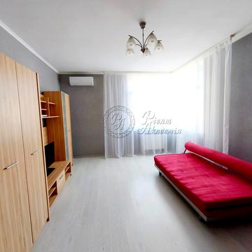 Єлизавети Чавдар вул., 8