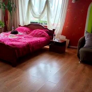 Петра Лещенка вул. (Комінтерну)