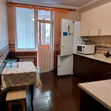 Ярослава Гашека бульв., 20