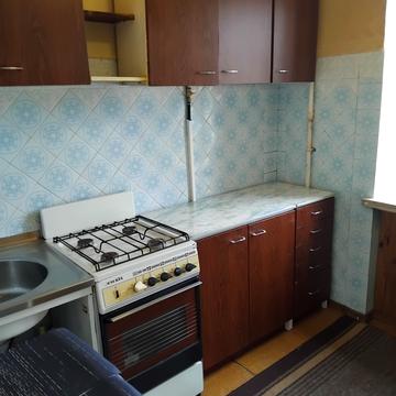 Леоніда Каденюка просп. (Юрія Гагаріна), 15