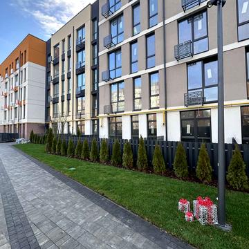 Поліська вул., (Будинок 5)