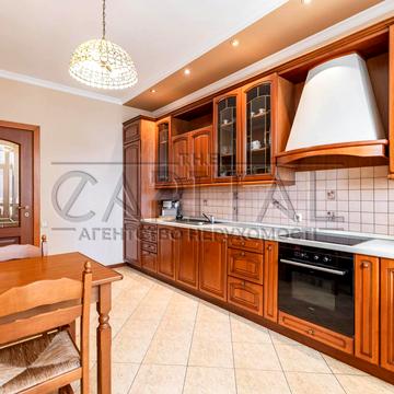 Предславинська вул., 31/11