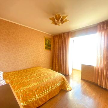 Лариси Руденко вул., 3-А