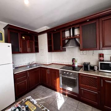 Оноре де Бальзака вул., 80