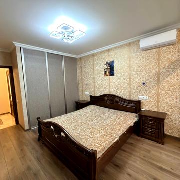 Клавдіївська вул., 40-Б