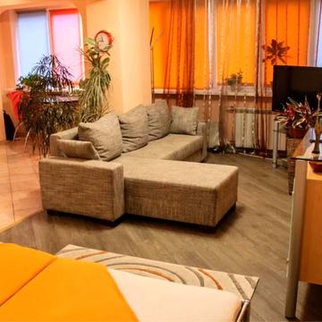 Велика Васильківська вул. (Червоноармійська), 124-А