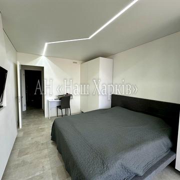 Академіка Павлова вул., 134/16