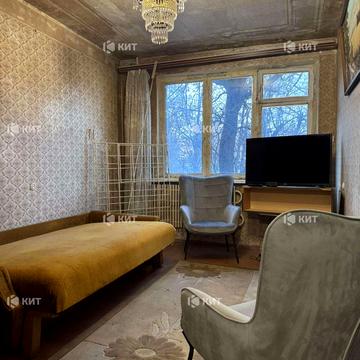 Гвардійців-Широнінців вул., 54