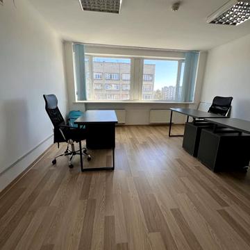 Володимира Великого вул. (Артема), 16