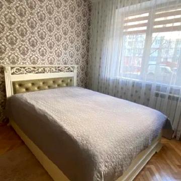 Володимира Івасюка просп. (Героїв Сталінграду), 42-Б