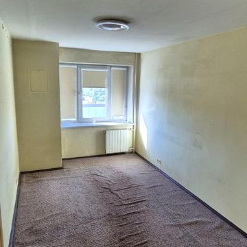 Михайла Котельникова вул., 13