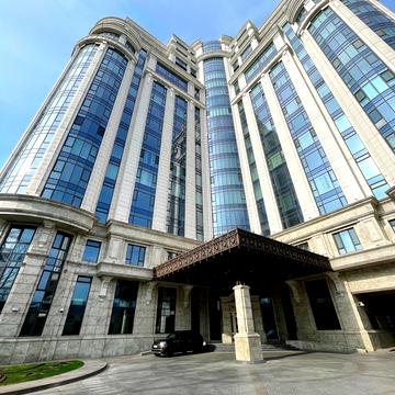 Івана Мазепи вул. (Січневого Повстання), 11-Б