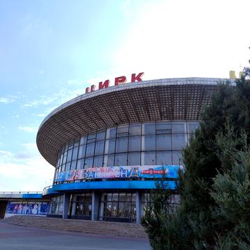 Москалівська вул. (Жовтневої Революції), 7