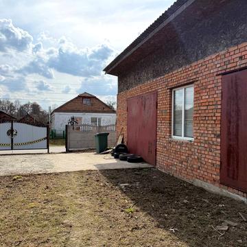 Центральна, 73