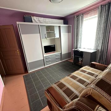 Петра Полтави вул., 7