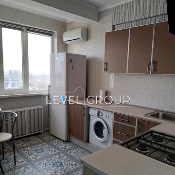 Лесі Українки бульв., 36-Б