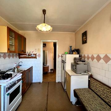 Гетьмана Івана Мазепи вул. (Топольна), 3