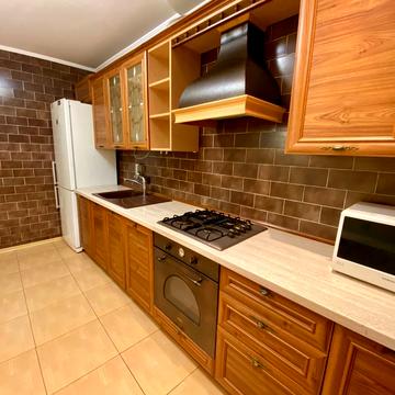 Тараса Шевченка вул., 7