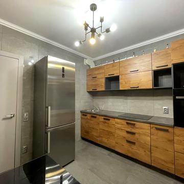 Бориса Гмирі вул., 12-Б