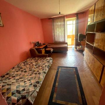 Авраама Лінкольна вул. (Димитрова), 43