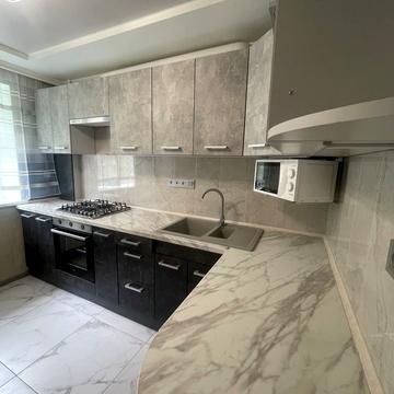 Сімї Ідзиковських вул. (Михайла Мишина), 25