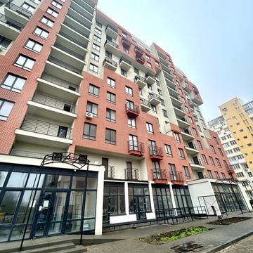 Академіка Сахарова вул., (Будинок)