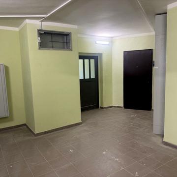 Милославська вул., 18