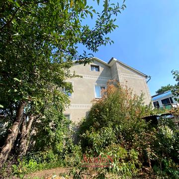 Донецька вул., 1