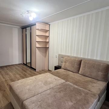 Василя Порика вул., 5